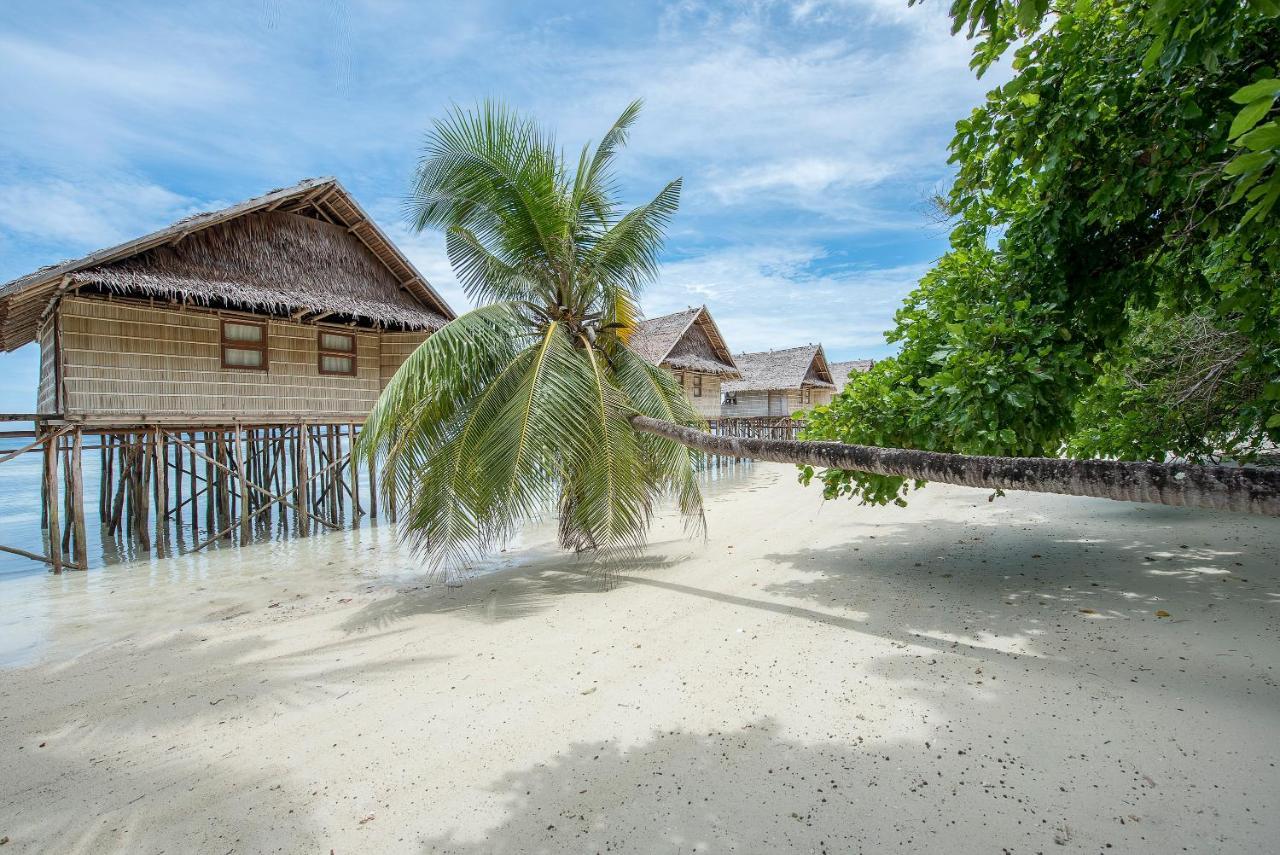 Papua Paradise Eco Resort Pulau Birie Екстериор снимка